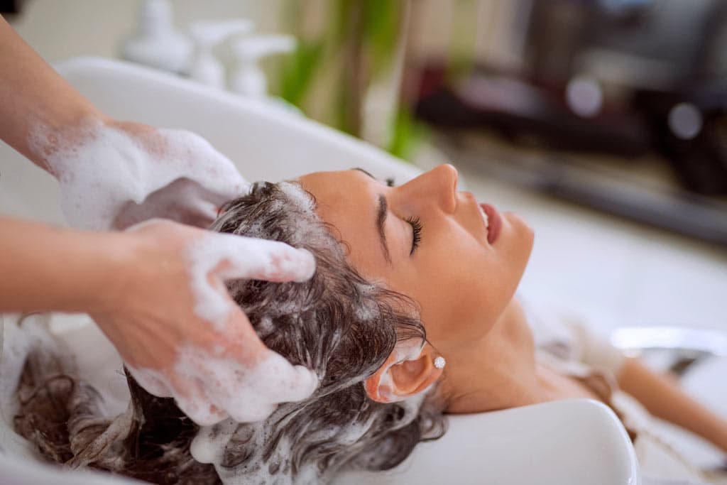 Cabello saludable con nuestros tratamientos capilares