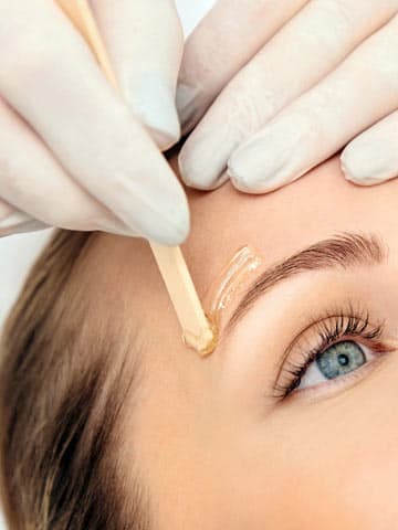 Depilación de labios y cejas en Ferrol